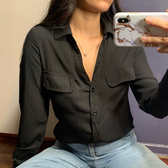 Black collared long sleeve - Picture 1 of 2
